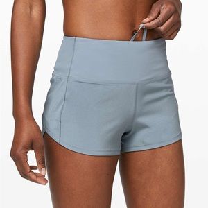 Lululemon Speed Up Low-Rise Lined Short 2.5" in Chambray